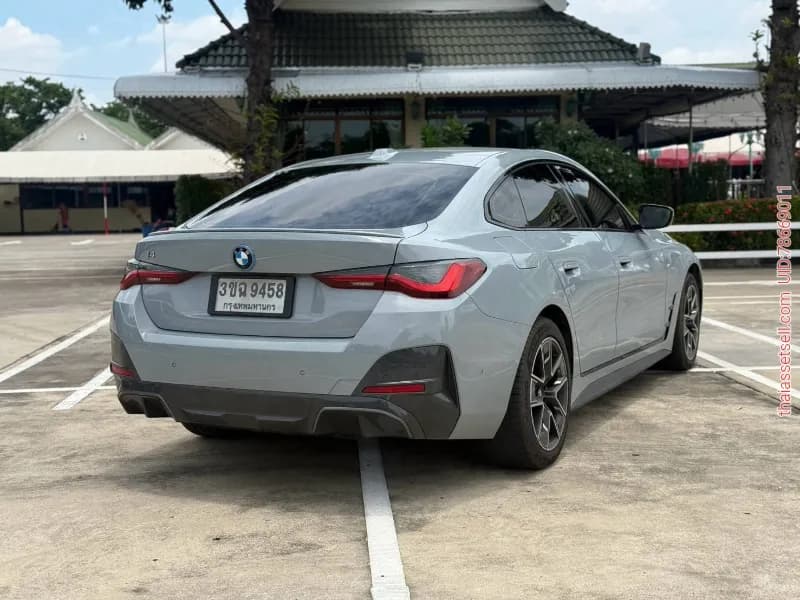 BMW i4 eDrive35 M Sport ปี 2023 ไมล์ 60,xxx KM มือเดียว - รูปภาพ 9