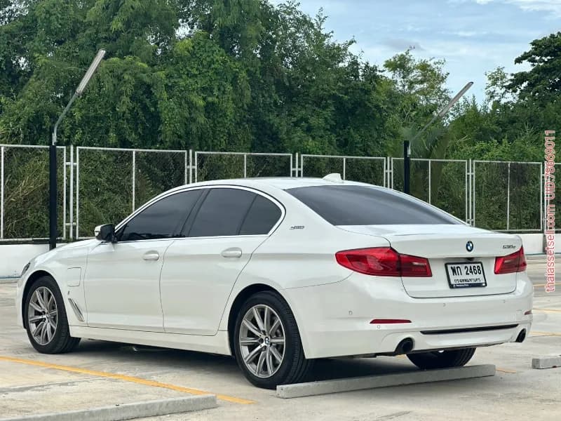 BMW 530e Elite G30 2019• Mileage 108,000 KMโปรโมชั่นพิเศษโดนใจเพียง 699,000 THB - รูปภาพ 10