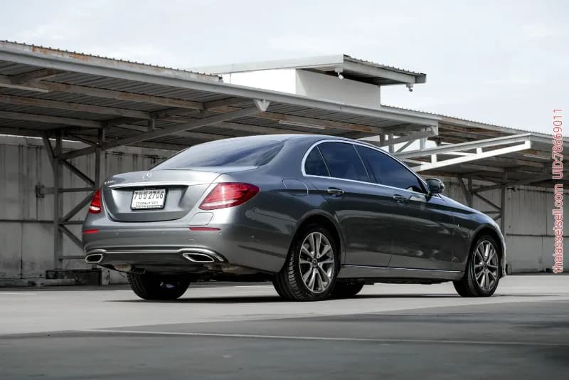Mercedes-Benz E350e AVANTGARDE ปี 2019E-Class Plug-in Hybrid บ้านมือเดียว ไมล์ 73,xxx KM - รูปภาพ 9