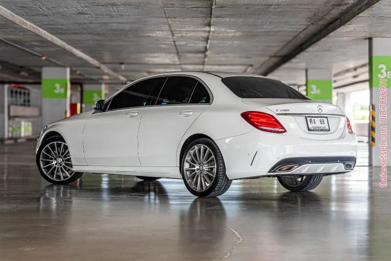 ตอบโจทย์ทั้ง “ความหรู ความแรงและภาพลักษณ์” ในคันเดียวMercedes-Benz C200 - รูปภาพ 9