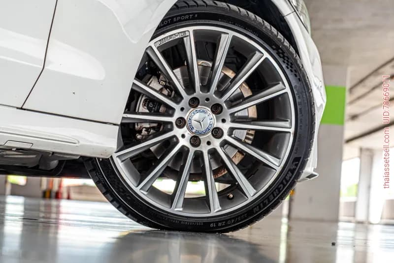 ตอบโจทย์ทั้ง “ความหรู ความแรงและภาพลักษณ์” ในคันเดียวMercedes-Benz C200 - รูปภาพ 10