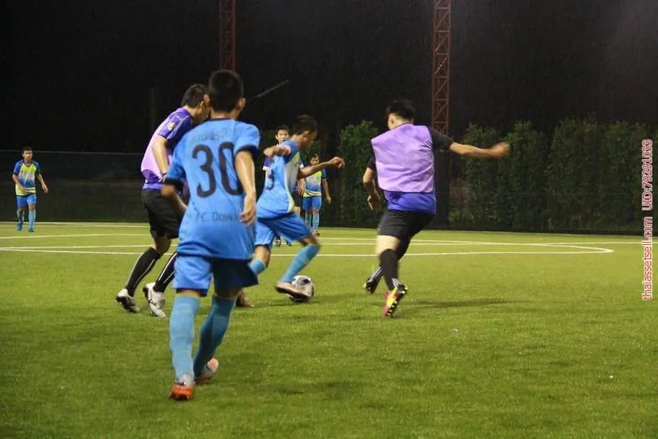 S.W. FOOTBALL CLUB สนามฟุตบอลหญ้าเทียมขนาดมาตรฐาน ค่าบริการถูกที่สุด บางบัวทอง นนทบุรี - รูปภาพที่ 5
